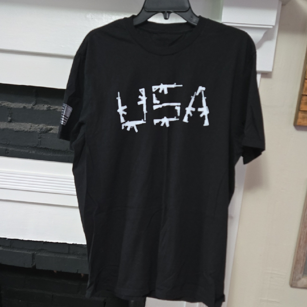 Black USA Graphic Men's T-Shirt